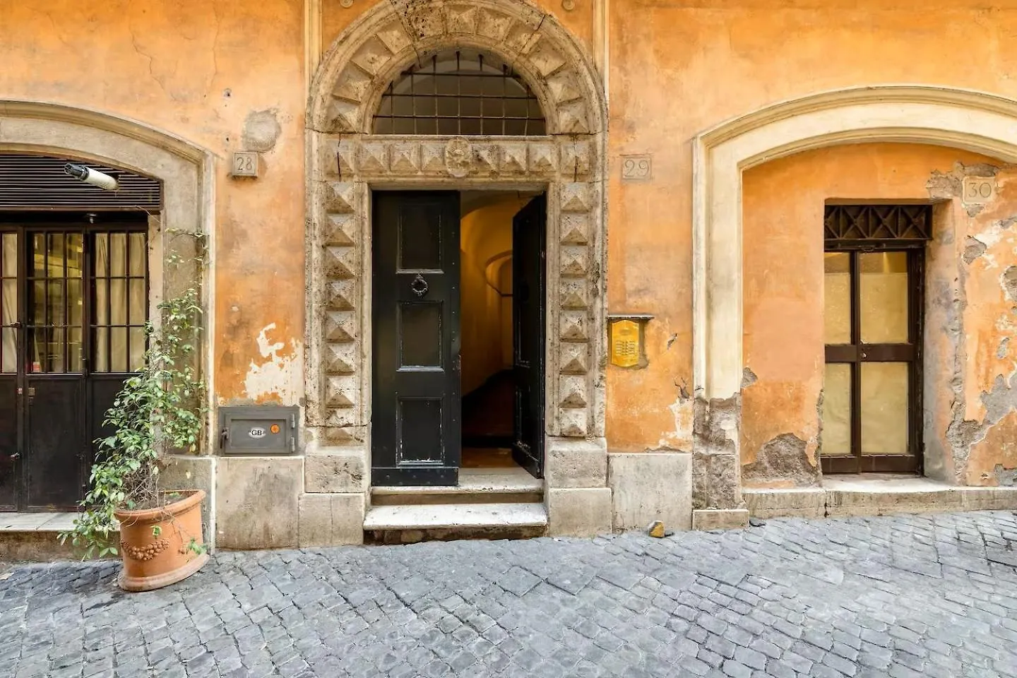 Mrbrown Vip Apartment In Piazza Navona Rome 0*,  Italy